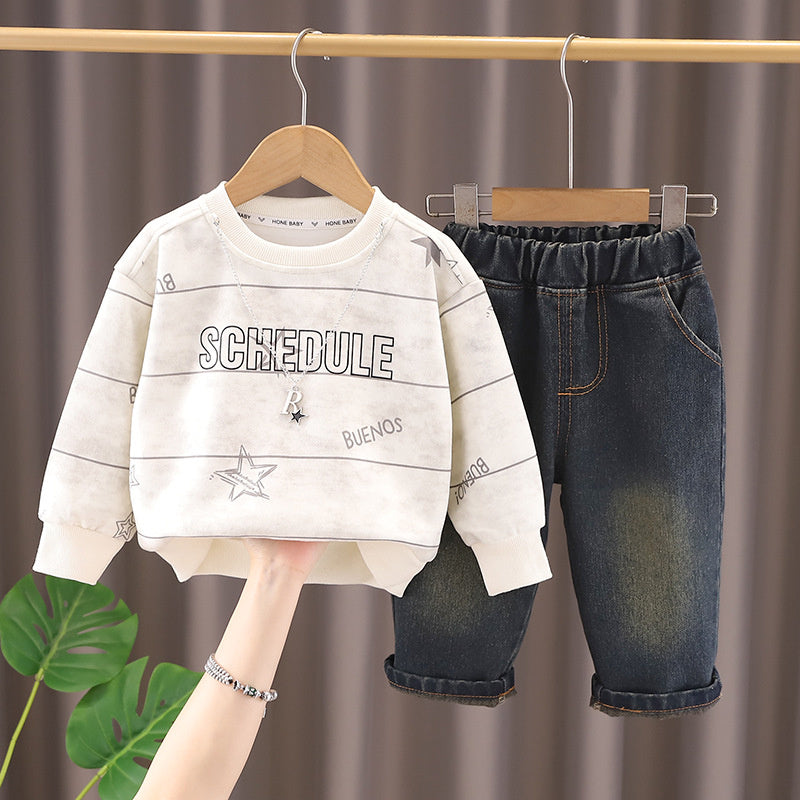 Boys' Autumn Outfit 0-4 Year Olds, Fashionable Baby Clothes Spring Autumn, Two-Piece Set with Star Necklace for Infants and Children