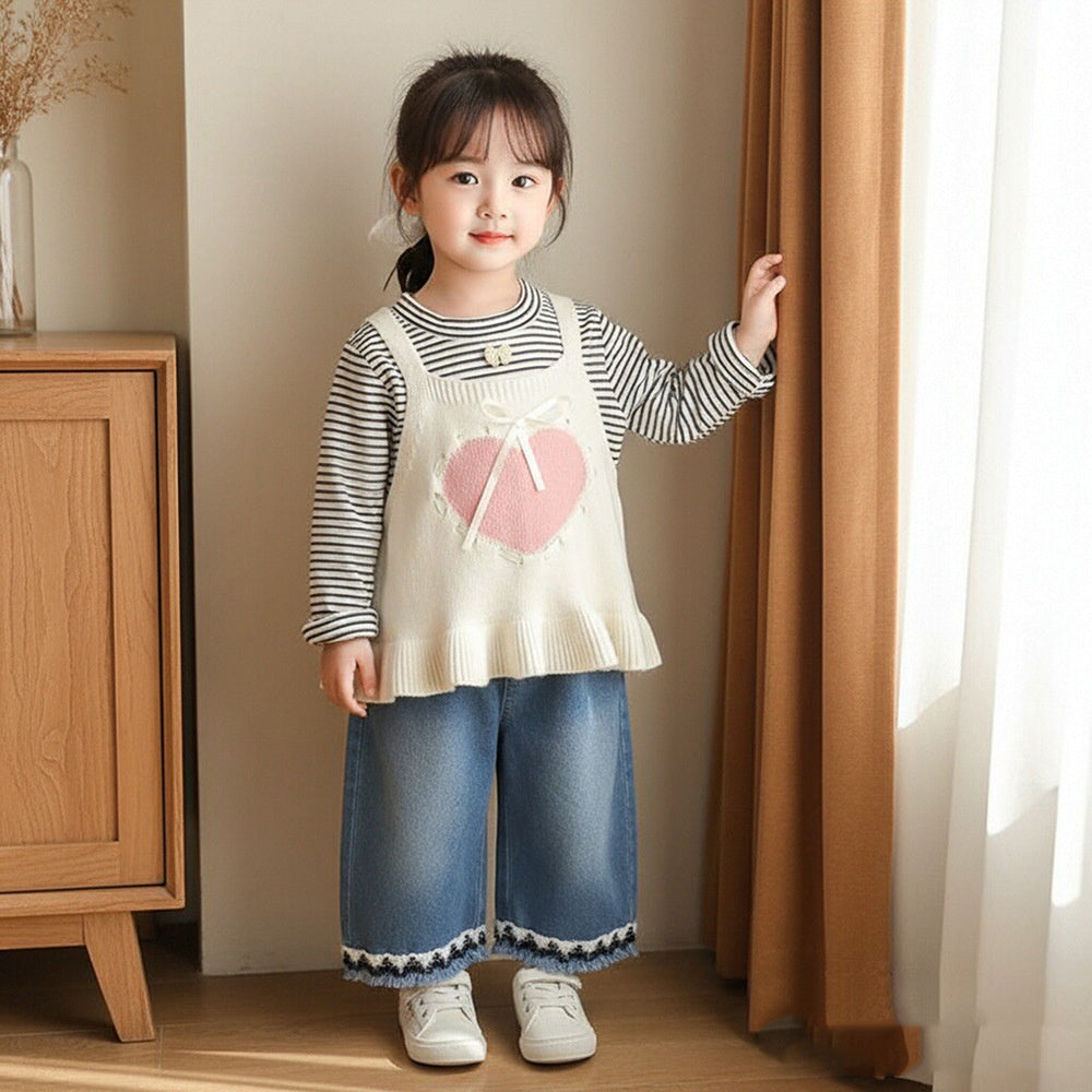 Baby Girl Outfit 2026 New Heart Pattern Sweater Three-Piece Set for Little Girls, Stylish Spring and Autumn Children's Clothing