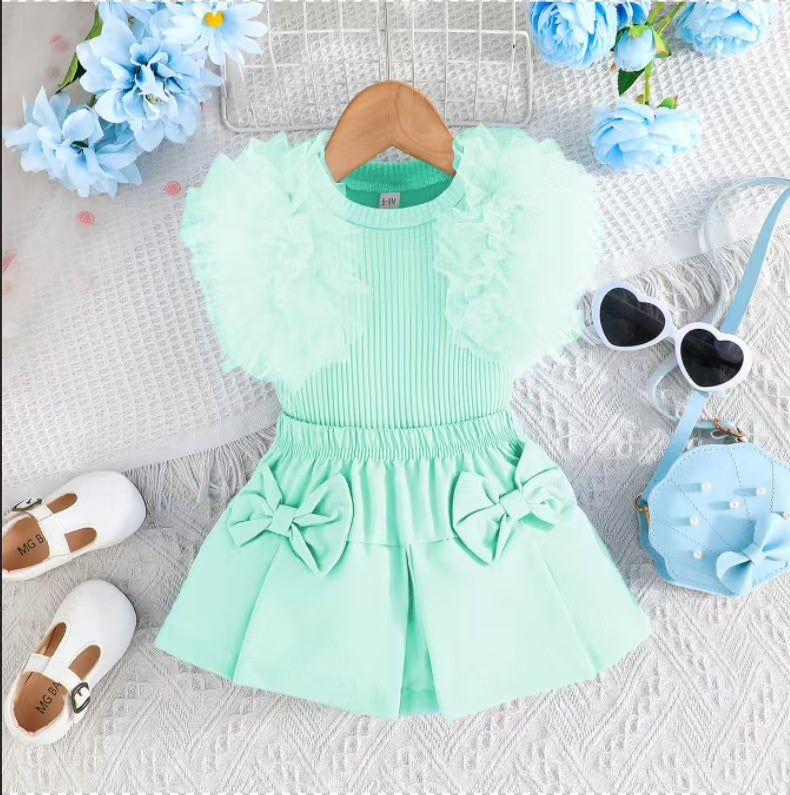 Sweet sky blue girls' top with mesh sleeves and bow-tie skirt set