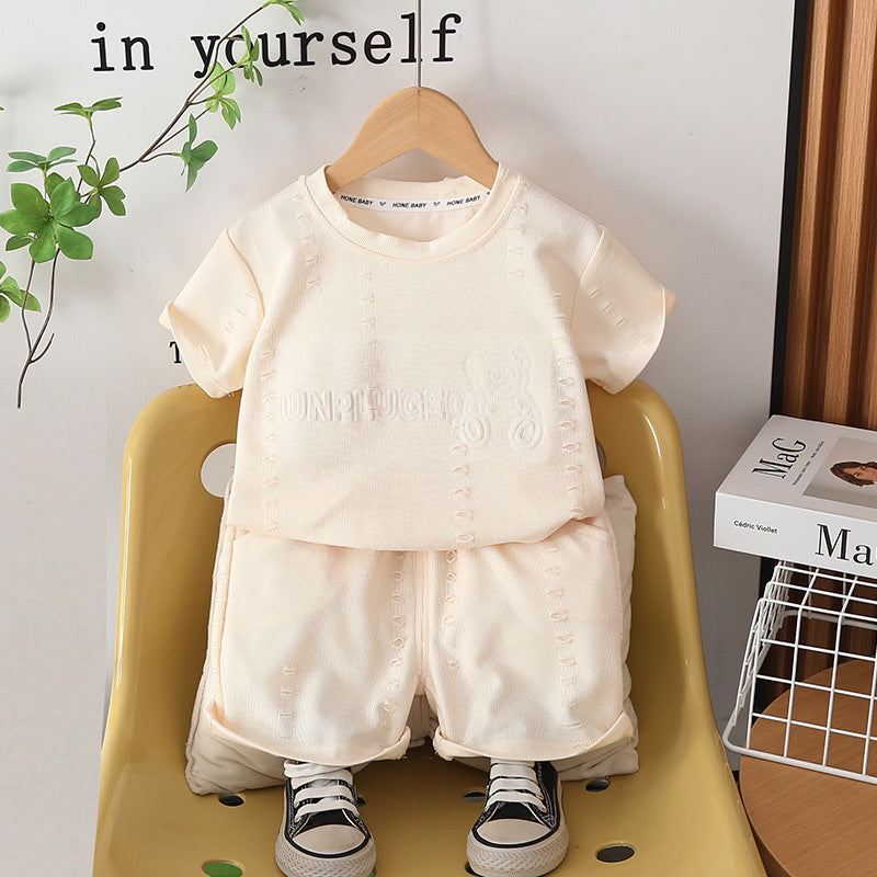 Boys' Outfit: Distressed Bear Short-Sleeve Set 2026 New Fashionable Baby Summer Clothes, Lightweight and Stylish for Children