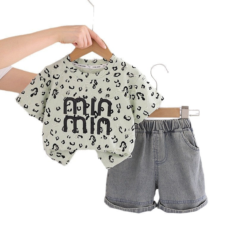 Boys' Outfit 2026 New Fashionable Children's Summer Leopard Print Letter Short Sleeve Clothes for Boys and Toddlers