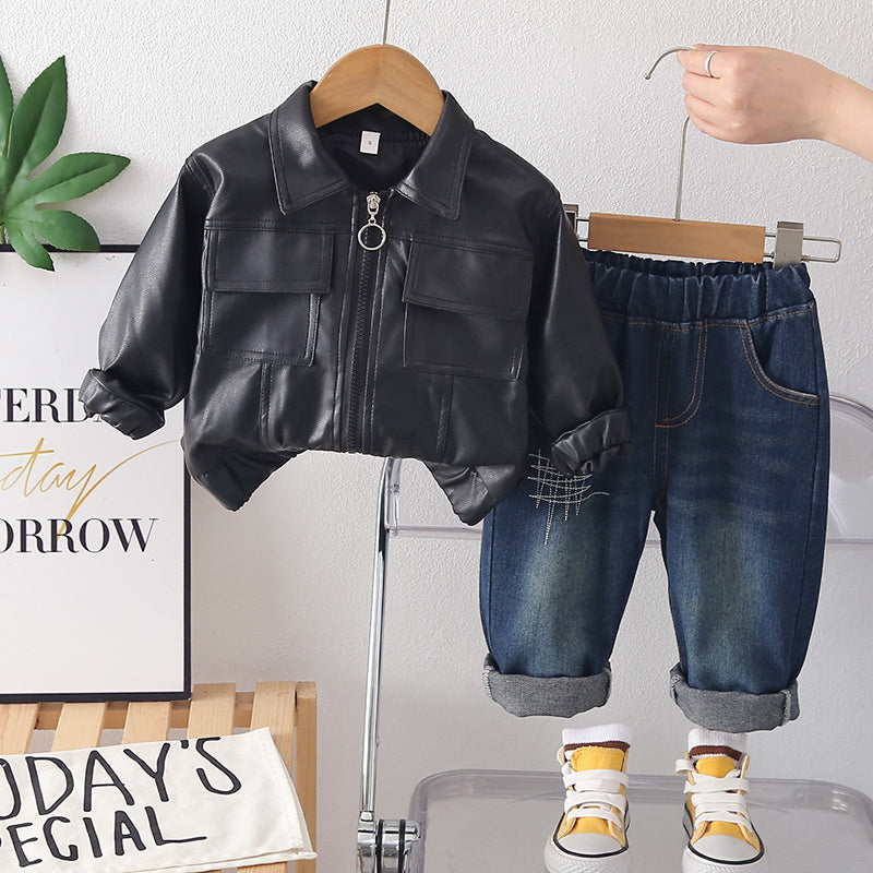 Boys' Outfit 2026 New Fashionable Baby Children's Spring and Autumn Stylish Turn-down Collar Square Pocket Leather Jacket Two-piece Set