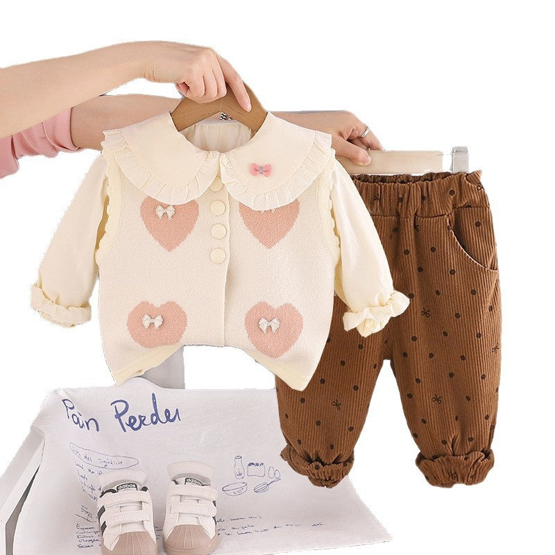 Girls' Autumn Fashionable Outfit, 2-piece for Toddlers and Infants, 1-3 Years Old Baby Girl Spring Clothes, Heart-patterned Sweater Three-piece Set