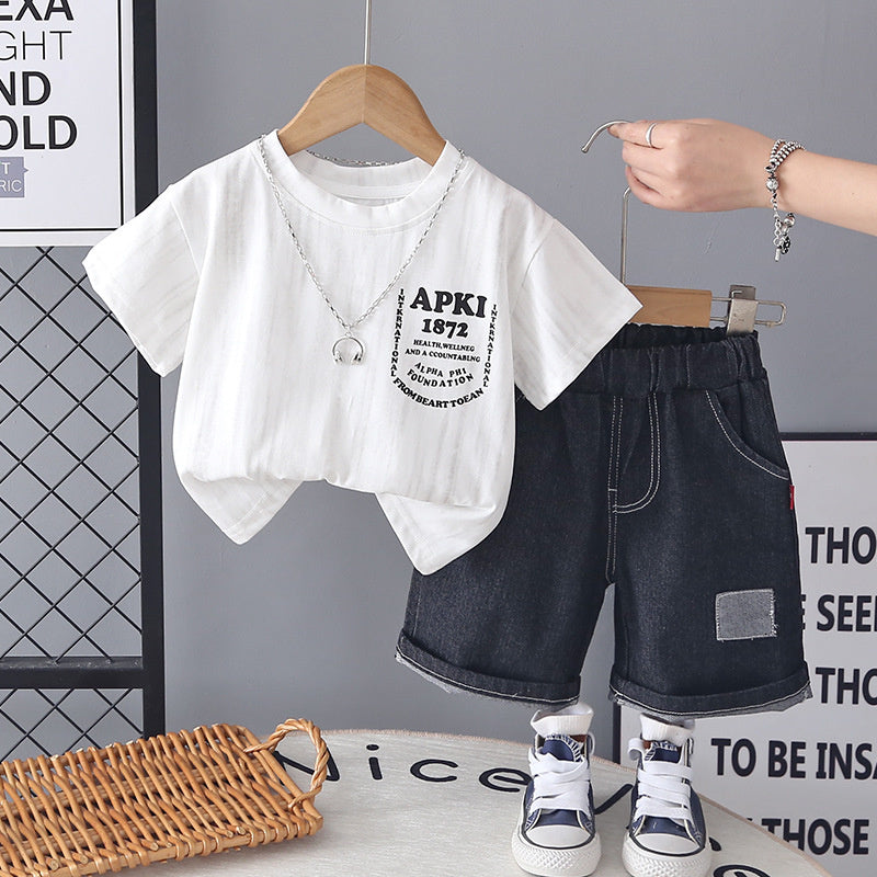 Boys' Outfit 2026 New Fashionable Two-Piece Set with Necklace and Letter Pocket, Baby Summer Short-Sleeve Clothes Trendy