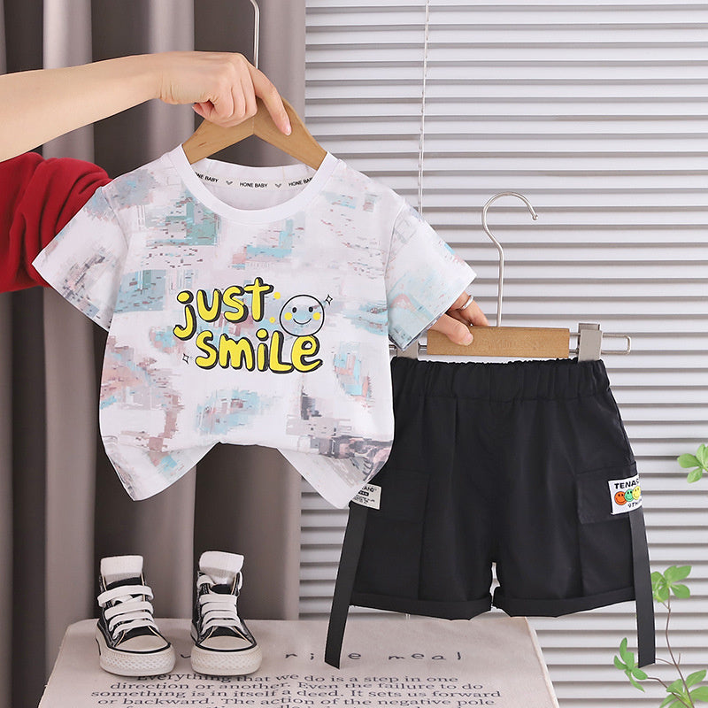 Boys' Outfit 2026: Stylish Baby Round Neck Short Sleeve Fashionable Summer Thin Smiley Face Graffiti Two-Piece Set Trendy