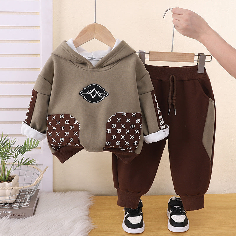 Boys' Autumn and Outfit 2026 New Korean Style Stylish Children's Winter Clothing Baby Fleece-Lined Color-Block Sweatshirt Two-Piece Set