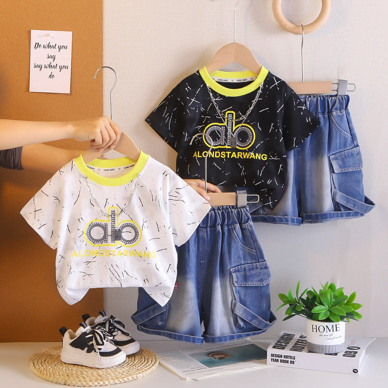 Children's clothing for boys, 2026 new stylish baby set with letter necklace, short-sleeved thin two-piece summer outfit