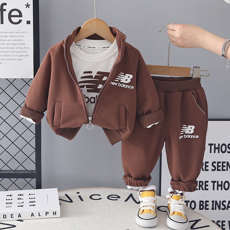 Boys' Outfit Set 2026 New Spring Autumn Clothes for Infants and Toddlers, Stylish Letter Print Raglan Three-Piece Children's Clothing