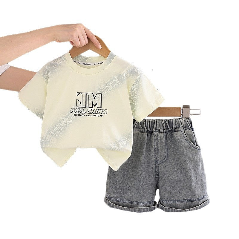 Boys' summer outfit 2026 new stylish baby letter print round neck short sleeve handsome infant two-piece set trendy