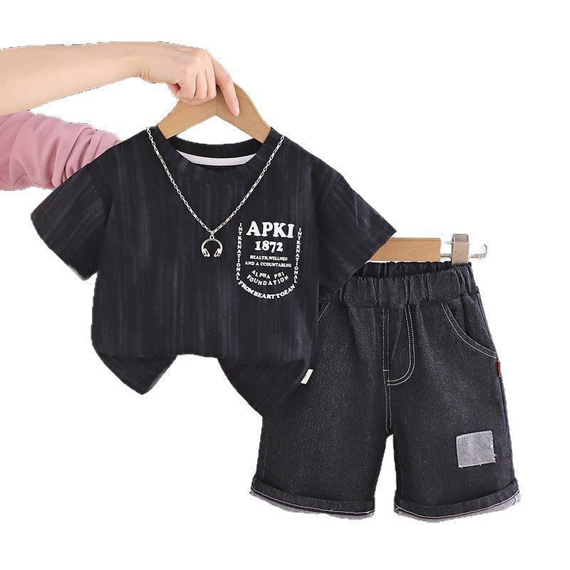 Boys' Outfit 2026 New Fashionable Two-Piece Set with Necklace and Letter Pocket, Baby Summer Short-Sleeve Clothes Trendy