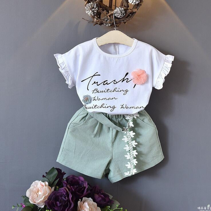 2024 New Summer Children's Clothing Set: Short-Sleeve Floral Letter T-Shirt + Shorts Two-Piece Casual Outfit for Girls