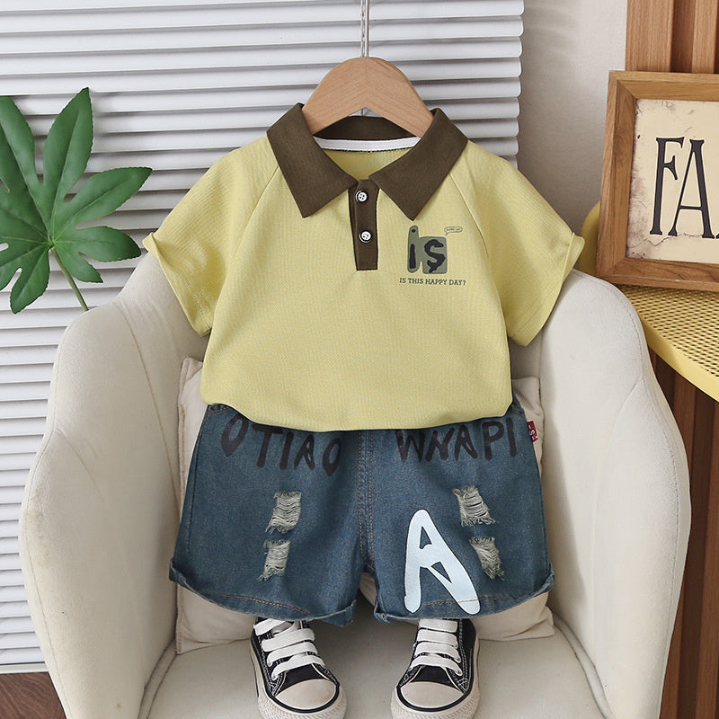 Boys' Outfit 2026 New Cool and Stylish Children's Summer Clothes Baby Letter Print Turn-down Collar Short Sleeve Two-piece Set Trendy