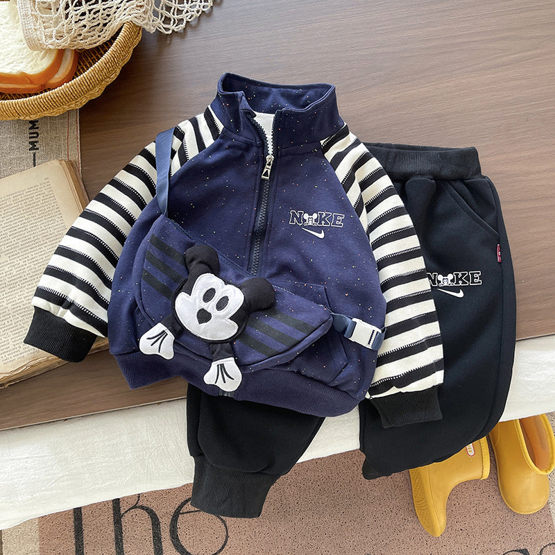 Boys' Autumn Outfit 2025 New Stylish Baby Spring-Autumn Clothes Children's Cartoon Crossbody Bag Three-Piece Casual Trendy Set