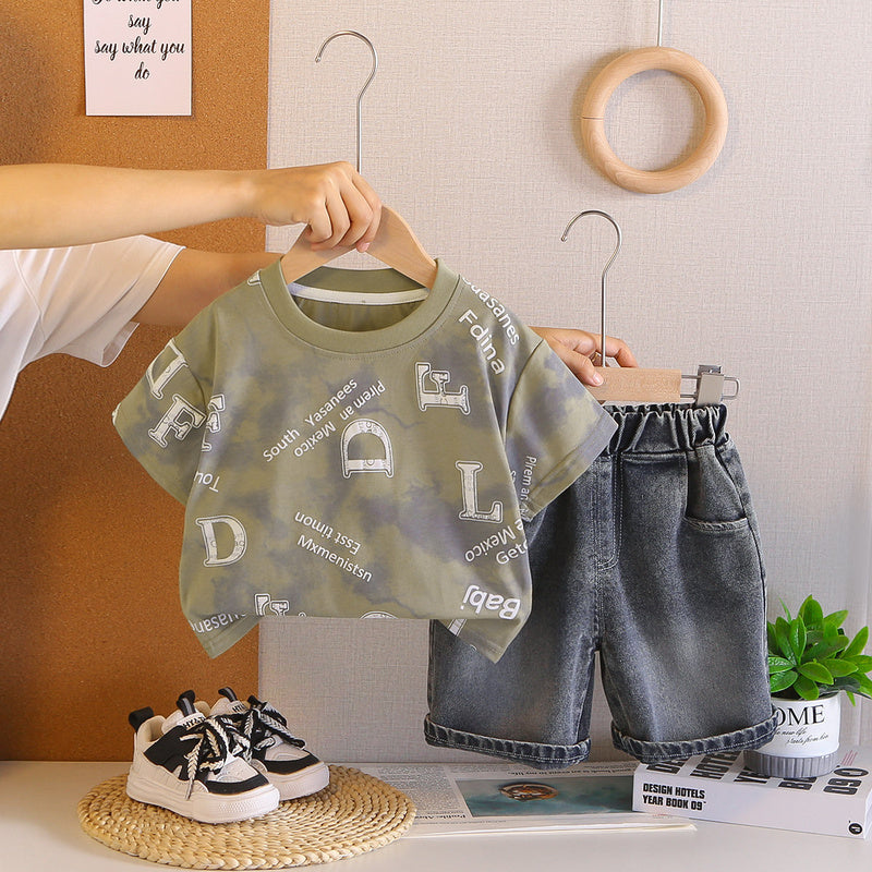 Boys' Short-Sleeve 2026 New Summer Outfit Baby Korean Version Full-Print English Foam Thin Two-Piece Trendy Set