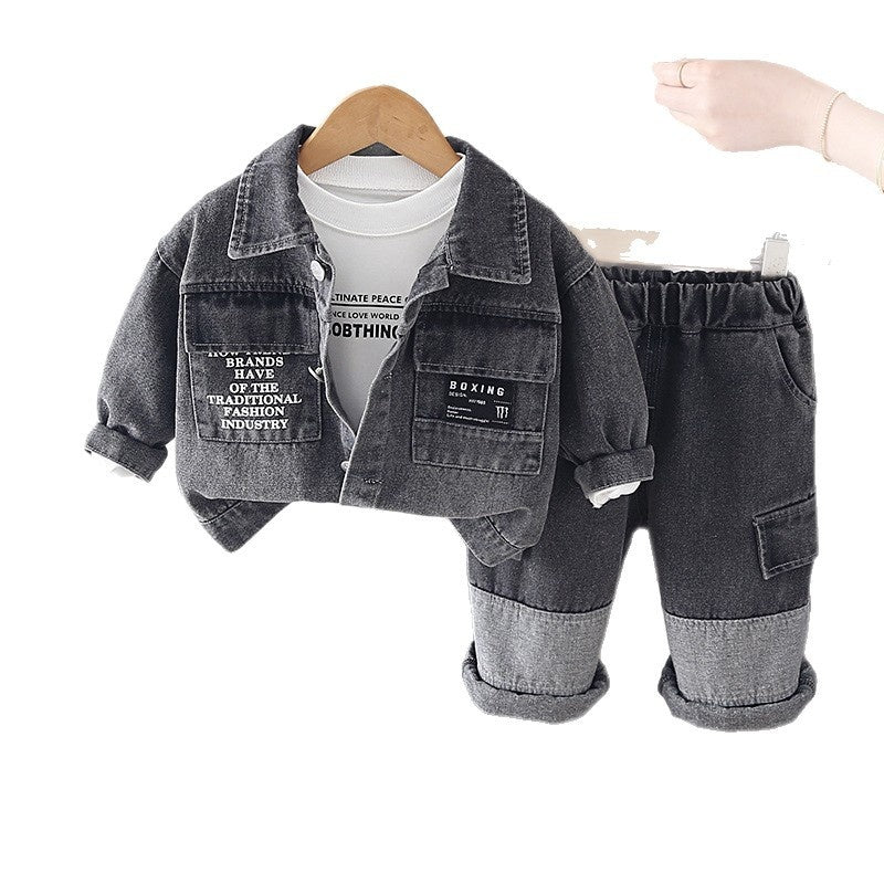 Baby's new spring collection: boys' denim letter pocket three-piece set, Korean-style casual children's stylish outfit, available for wholesale