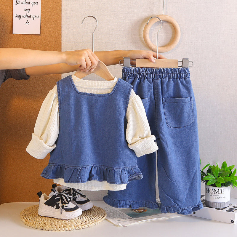 Girls' 2026 New Outfit, Stylish Children's Spring and Autumn Baby Square Collar Bow Denim Three-Piece Set