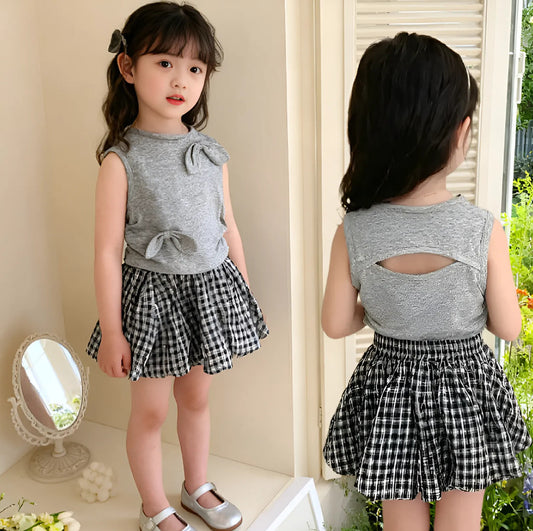 Girls' Summer Cotton Outfit 2025 New Fashionable Baby Girl Vest and Floral Skirt Pants Two-Piece Set