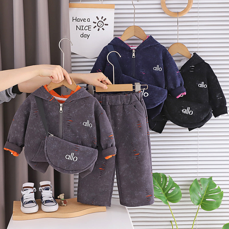 Boys' Outfit: Stylish Fashionable Hooded Jacket with Crossbody Bag and Straight Pants Two-Piece Set for Baby Boys in Spring