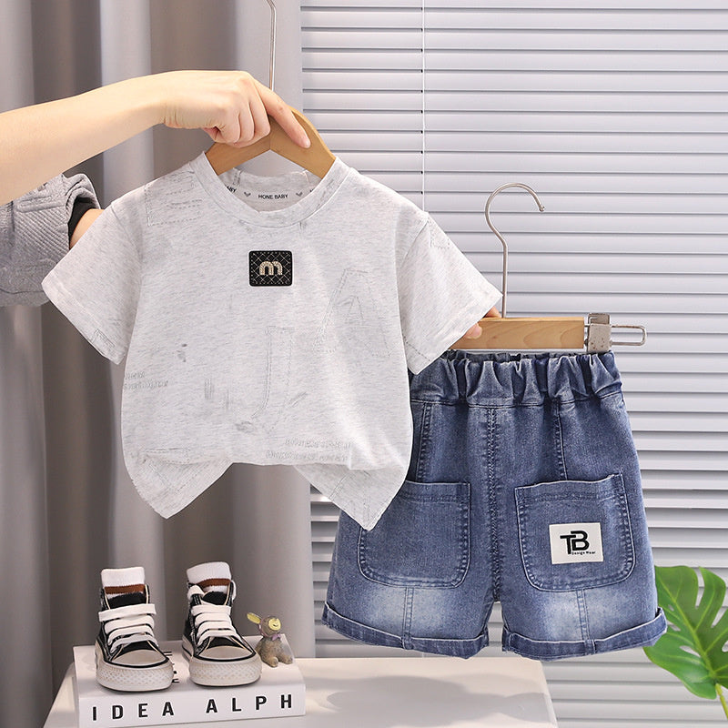 Boys' Summer Outfit 2026 New Style: Toddler Letter Chest Patch Round Neck Short Sleeve Shorts Baby Two-Piece Trendy Set
