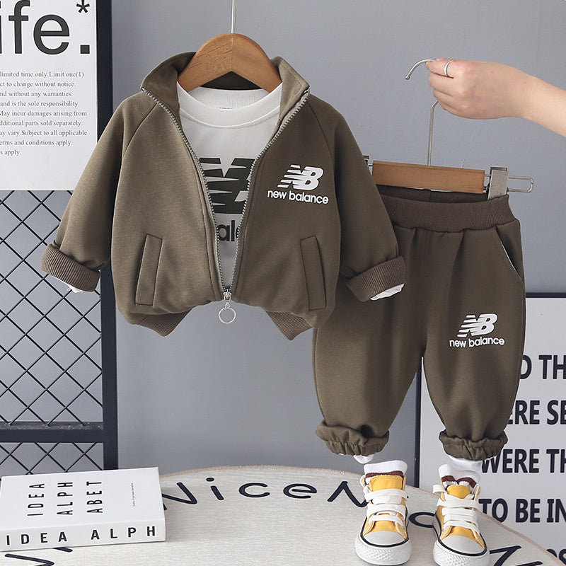 Boys' Outfit Set 2026 New Spring Autumn Clothes for Infants and Toddlers, Stylish Letter Print Raglan Three-Piece Children's Clothing