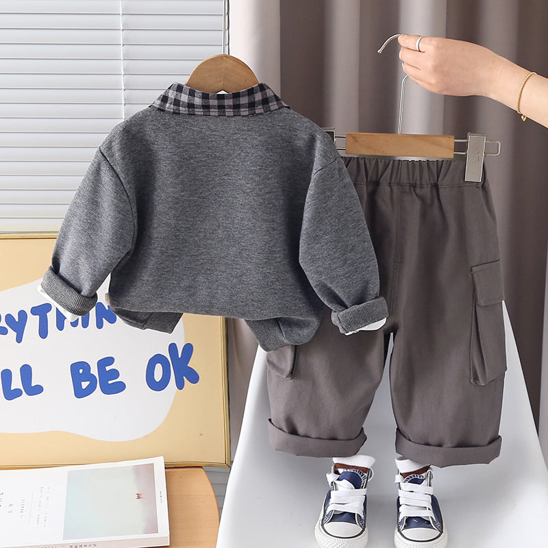 Outfit 2026 New Children's Sweatshirt Boys' Spring and Autumn Sporty Stylish Plaid Fake Three-Piece Set Trendy