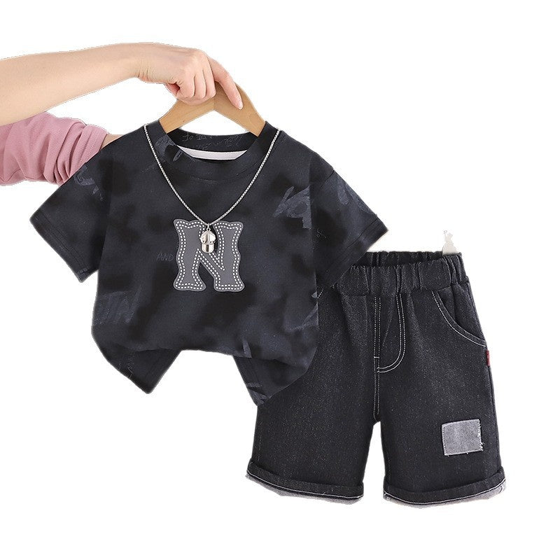Boys' Summer Outfit Set 2026 New Fashionable Letter Necklace Short Sleeve Pants for 1-3 Year Old Toddlers
