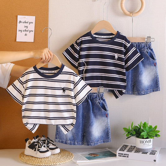 Boys' Round Neck Striped Short Sleeve 2026 New Children's Wear Baby Sports Summer Outfit Stylish Two-Piece Set