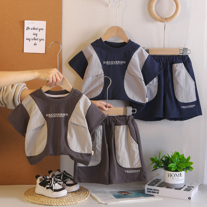 New stylish outfit for boys 2026, baby short-sleeve clothing, children's summer patchwork print two-piece set, trendy