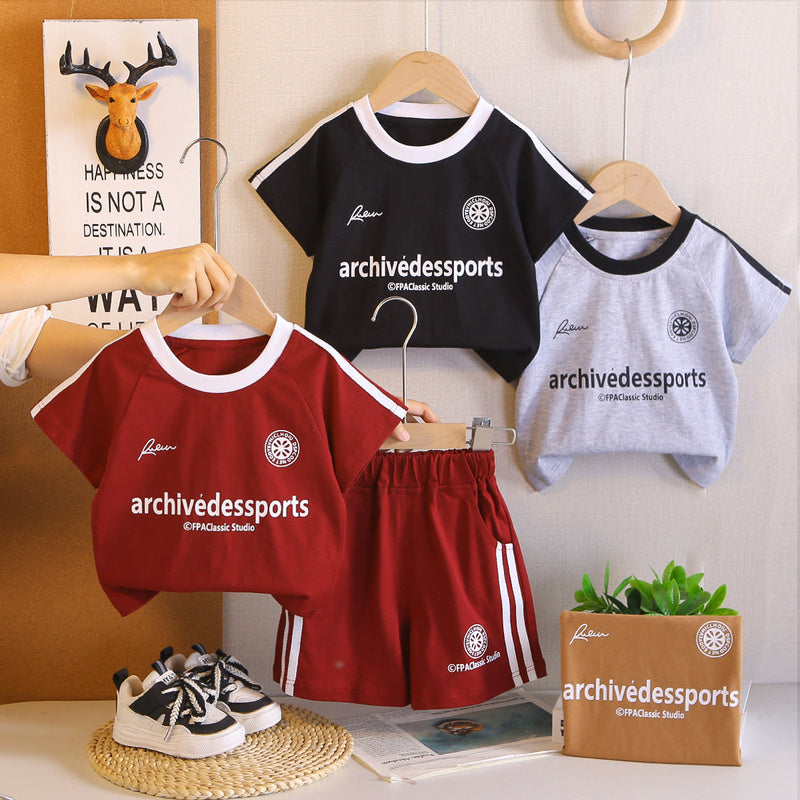 Boys' sports printed short-sleeve suit, 2026 new style, stylish summer clothing for little boys