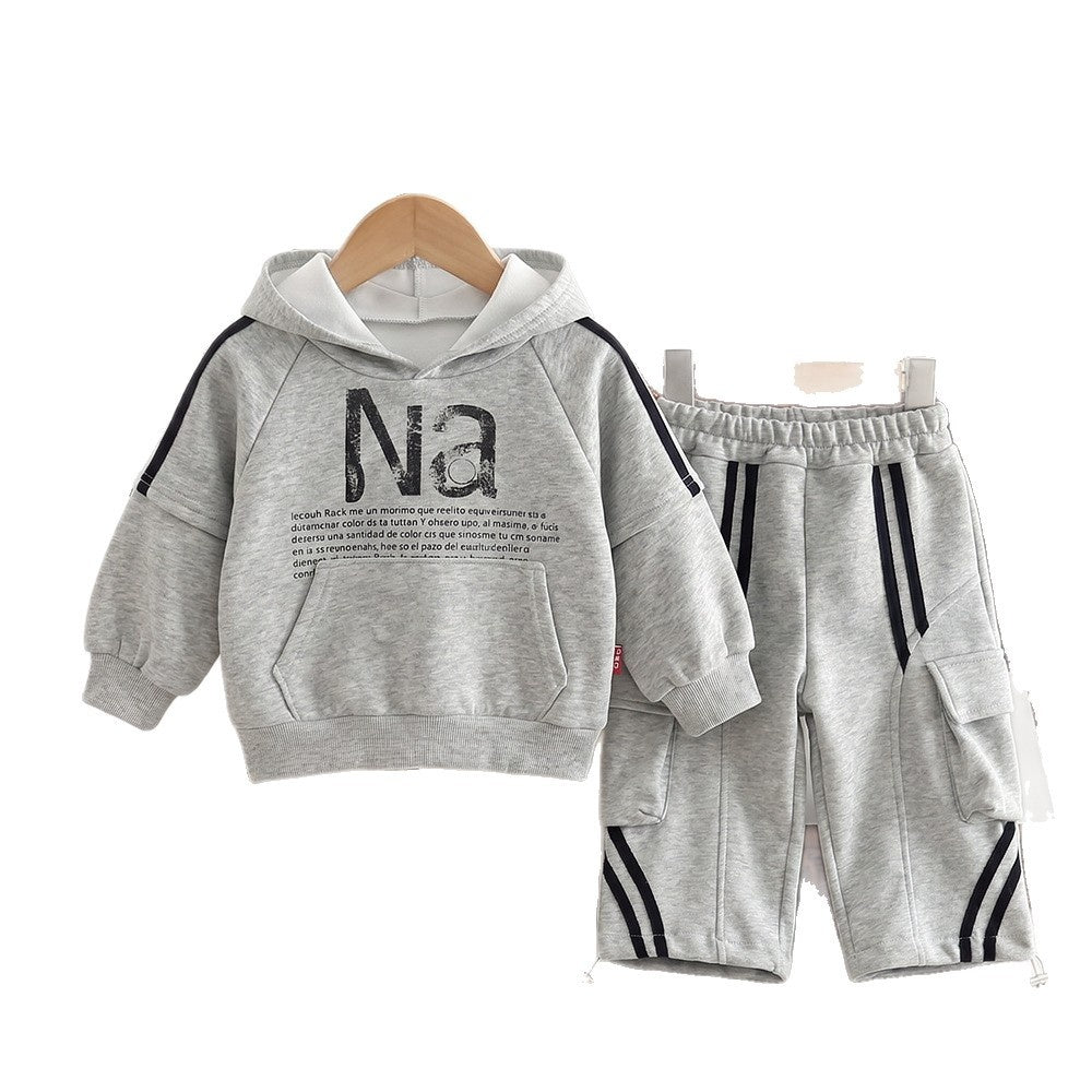 Boys' stylish outfit 2026 new model for 1-3 year old boys, autumn hooded sweatshirt two-piece set, trendy children's clothing