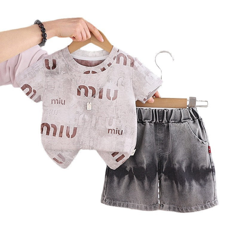 Boys' Outfit Children's Short Sleeve 2026 New Model for Young Boys Summer Casual Two-Piece Set with Necklace