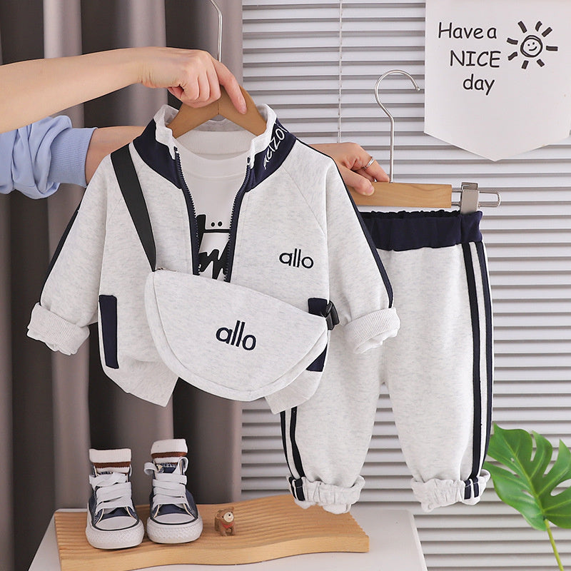 Boys' Spring Outfit 2026 New Fashionable Three-Piece Set with Letter Print on Collar Crossbody Bag, Stylish for Toddlers and Infants