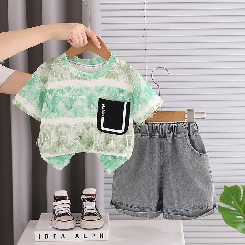 Stylish outfit baby boys: ripped letter print short-sleeve set, two-piece clothing infants and children, trendy summer wear for boys