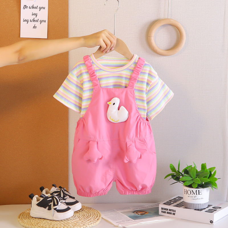 Girls' Summer Outfit: Stylish and Cute Short-Sleeve for Babies, Korean Version Cartoon Duckling Overalls Two-Piece Set