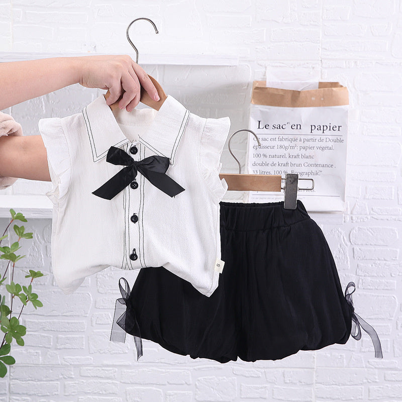 Korean-style casual children's clothing for toddlers young children, featuring fly-sleeve shirt and shorts, a fashionable new summer short-sleeve set