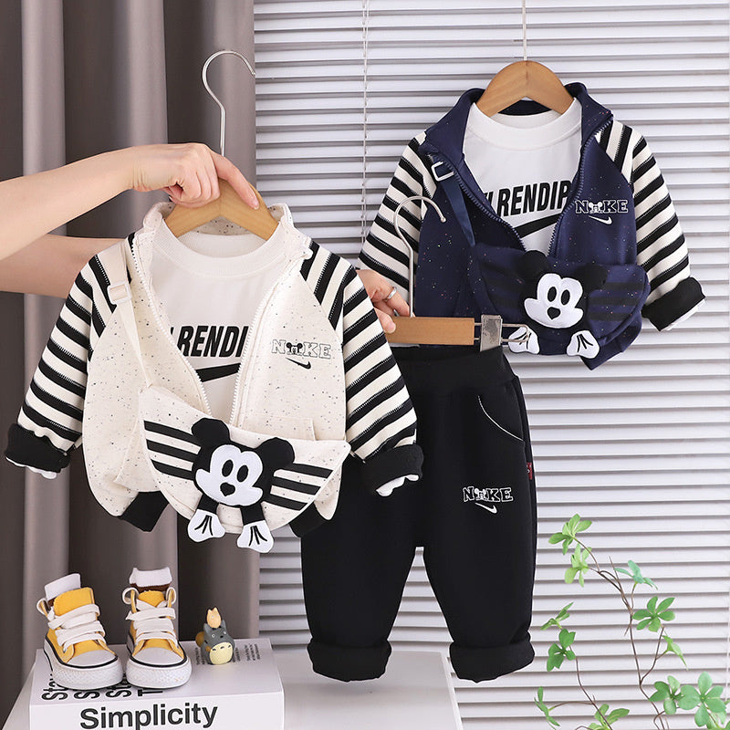 Boys' Autumn Outfit 2025 New Stylish Baby Spring-Autumn Clothes Children's Cartoon Crossbody Bag Three-Piece Casual Trendy Set