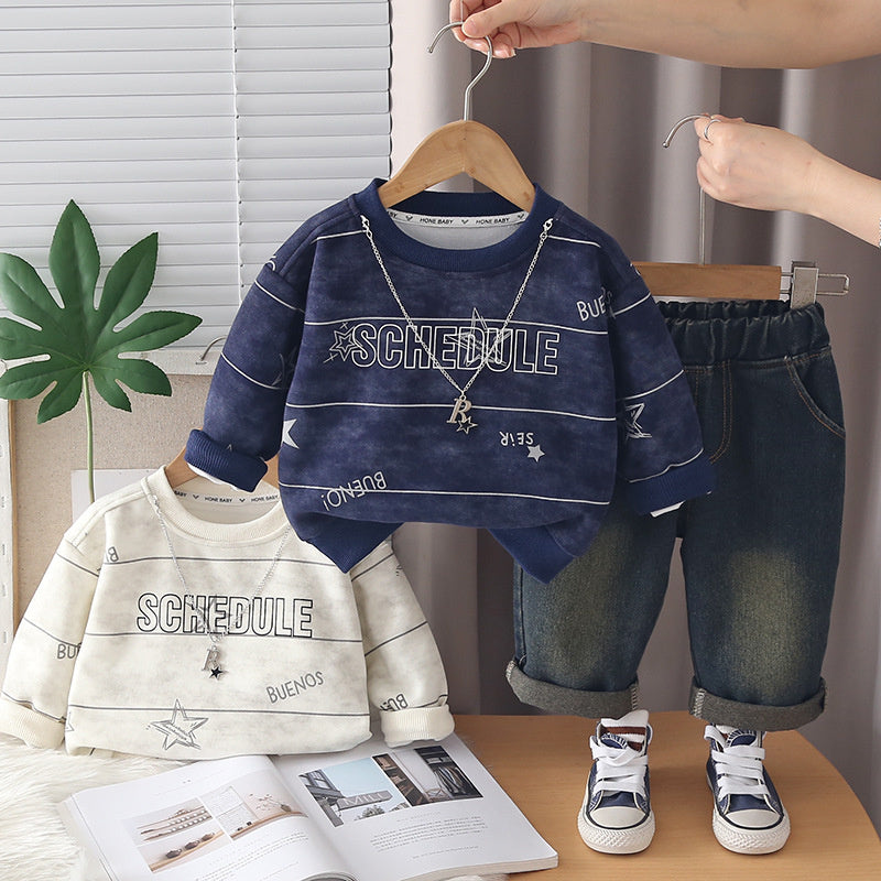 Boys' Autumn Outfit 0-4 Year Olds, Fashionable Baby Clothes Spring Autumn, Two-Piece Set with Star Necklace for Infants and Children