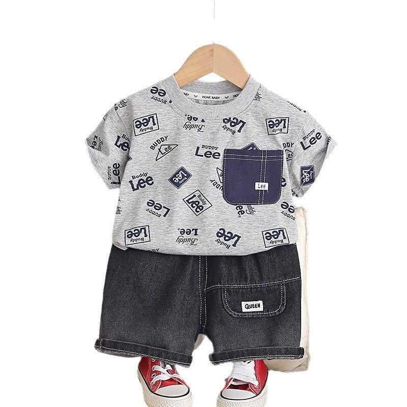 Children's clothing boys' summer outfit 2026 new stylish pocket letter short-sleeve baby clothes two-piece set trendy