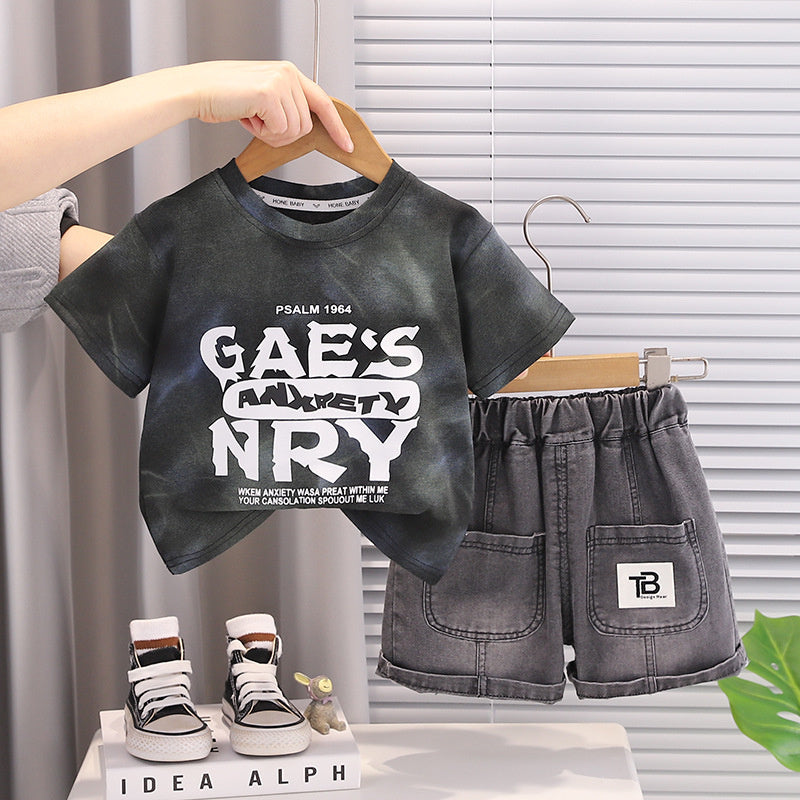 Boys' Outfit 2026 New Cool and Stylish Children's Clothing Summer Thin Baby Large Letter Short Sleeve Two-Piece Set