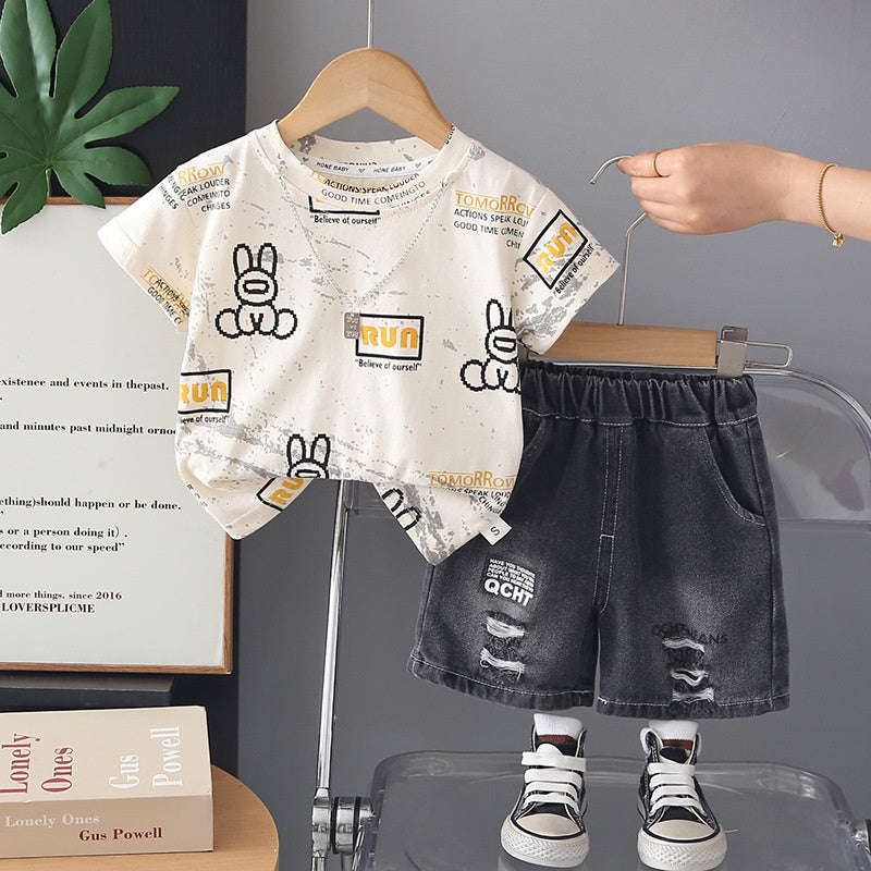 Boys' 2026 New Fashionable Children's Summer Outfit with Letter and Rabbit Print Short-Sleeve Two-Piece Set