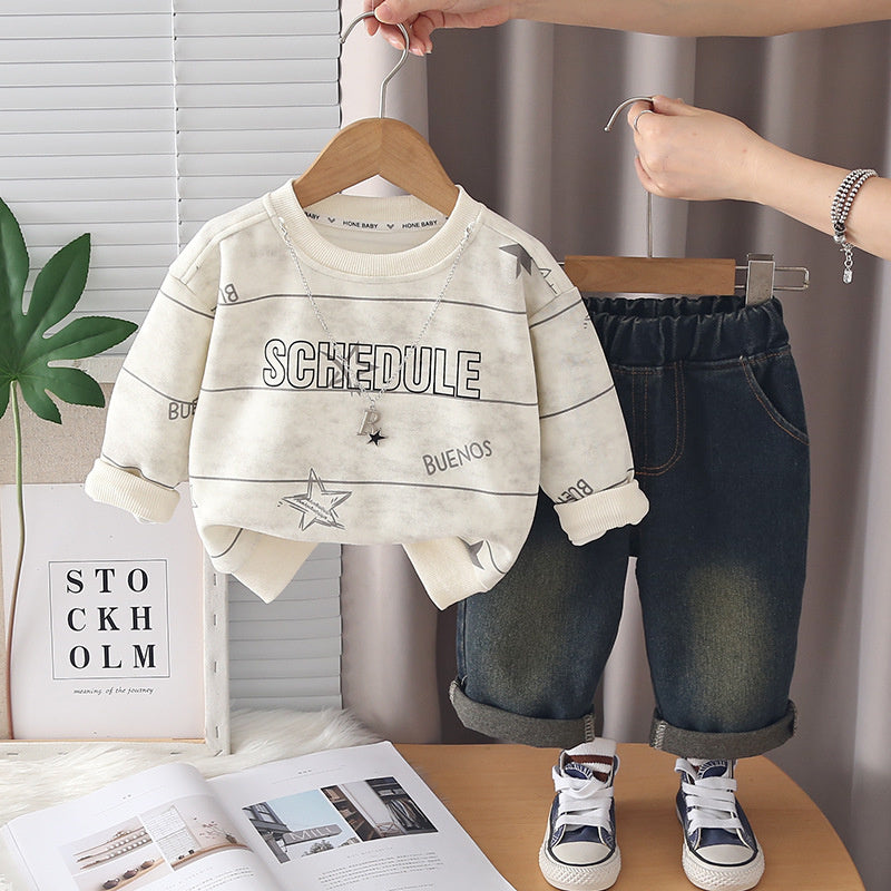Boys' Autumn Outfit 0-4 Year Olds, Fashionable Baby Clothes Spring Autumn, Two-Piece Set with Star Necklace for Infants and Children