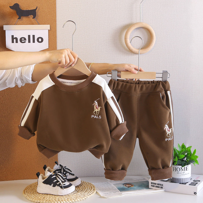 Boys' Embroidered Round Neck Sweatshirt 2026 New Autumn Two-Piece Set Trendy Baby Casual Sports Children's Clothing