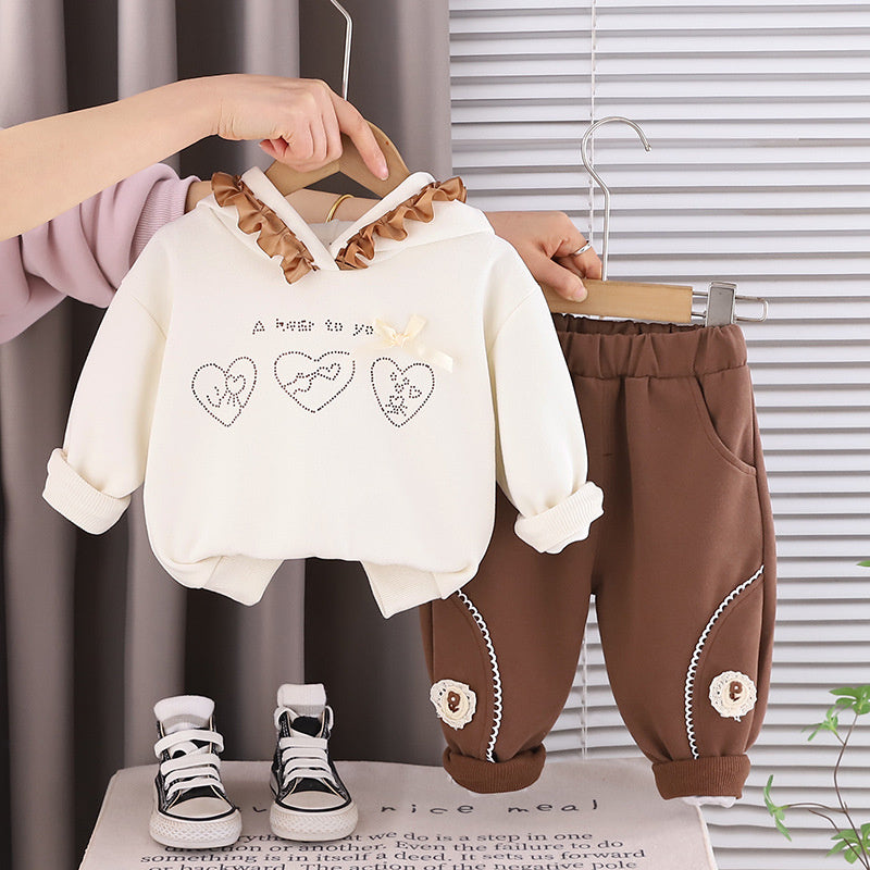 Girls' Outfit 2026 New Fashionable Heart Pattern Hooded Long Sleeve Two-Piece Set Children's Spring and Autumn Clothing