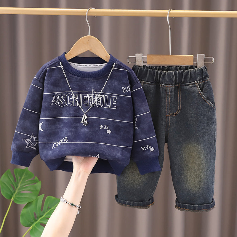 Boys' Autumn Outfit 0-4 Year Olds, Fashionable Baby Clothes Spring Autumn, Two-Piece Set with Star Necklace for Infants and Children