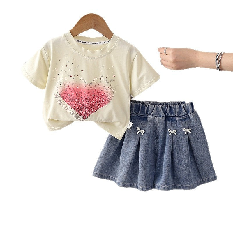 Baby Short Sleeve 2026 New Style Girls' Heart-Shaped Rhinestone Summer Outfit Shorts Infant Two-Piece Set Wholesale