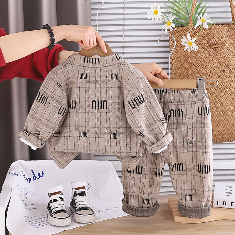 Boys' Outfit 2026 New Fashionable Babies, Spring Autumn Letter Pattern Plaid Suit Three-Piece Set for Infants and Toddlers