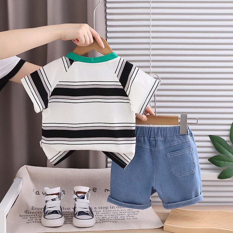 Boys' Summer Short-Sleeve Outfit 2026 New Fashionable Striped Shark Two-Piece Set for Children Trendy Baby Clothes