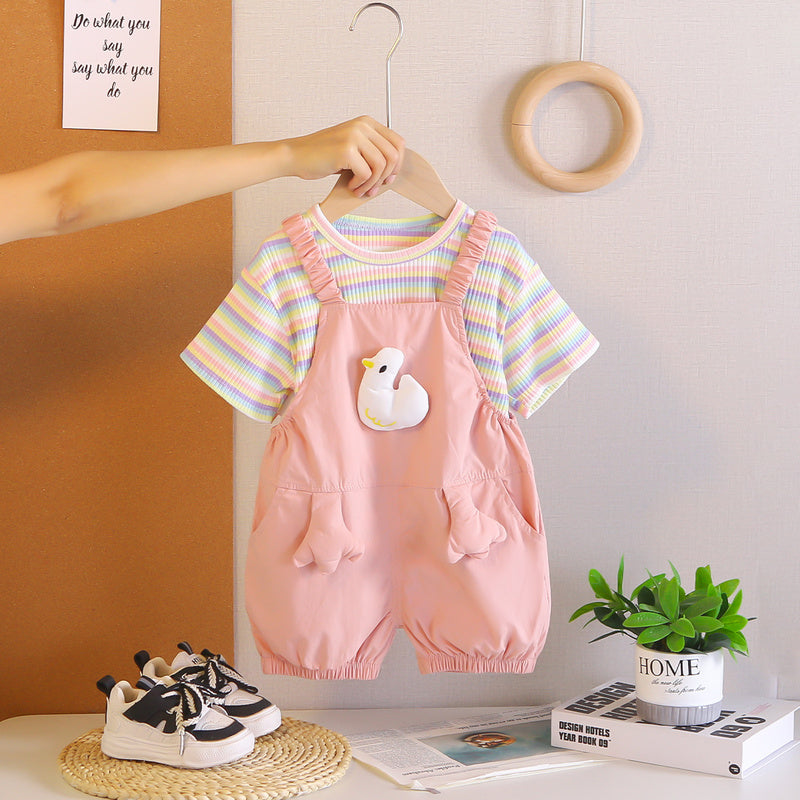 Girls' Summer Outfit: Stylish and Cute Short-Sleeve for Babies, Korean Version Cartoon Duckling Overalls Two-Piece Set