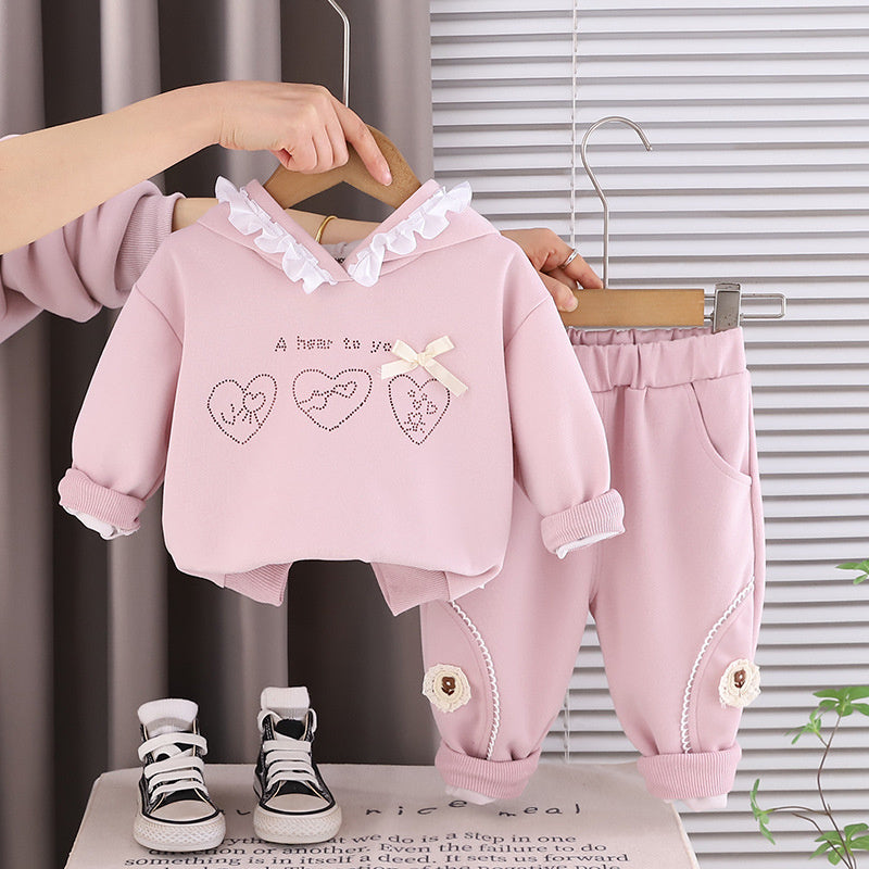 Girls' Outfit 2026 New Fashionable Heart Pattern Hooded Long Sleeve Two-Piece Set Children's Spring and Autumn Clothing