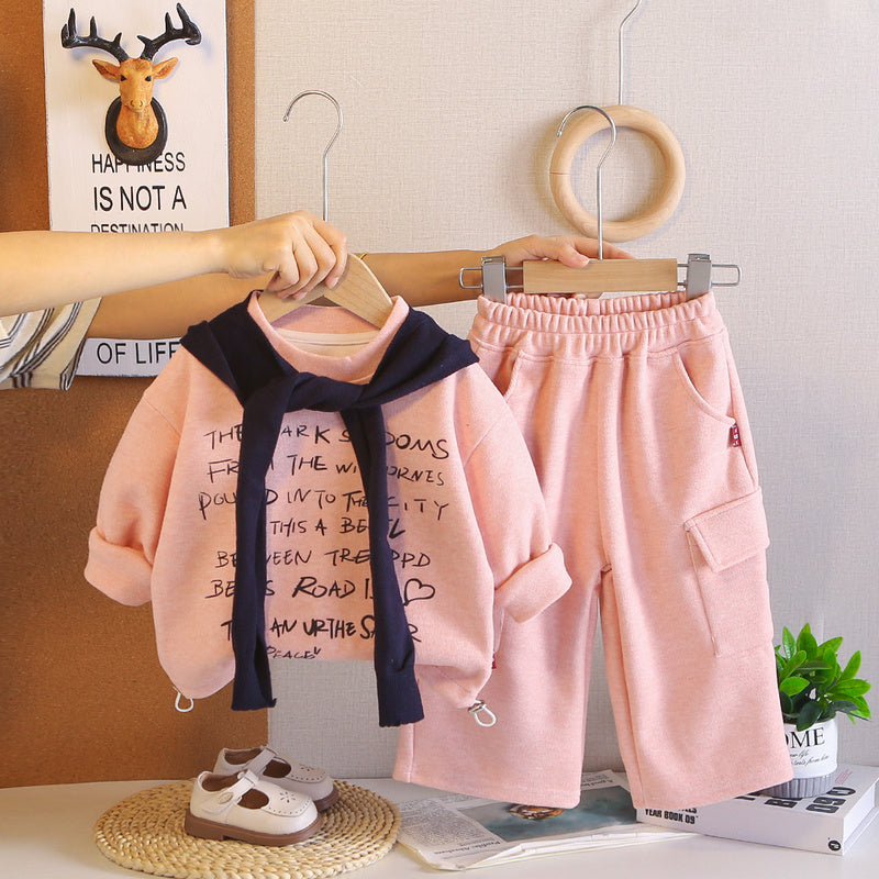 Girls' Outfit 2026 New Fashionable Letter Print Shawl Two-Piece Set Girls, Trendy Spring and Autumn Clothes for Babies